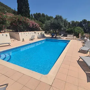 gites-colline-de-sollies.fr-provencehotel.com/